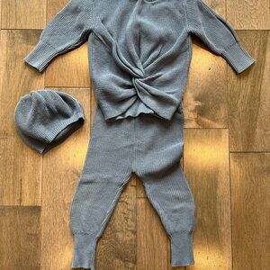 Cozy Knit Baby Set - blue